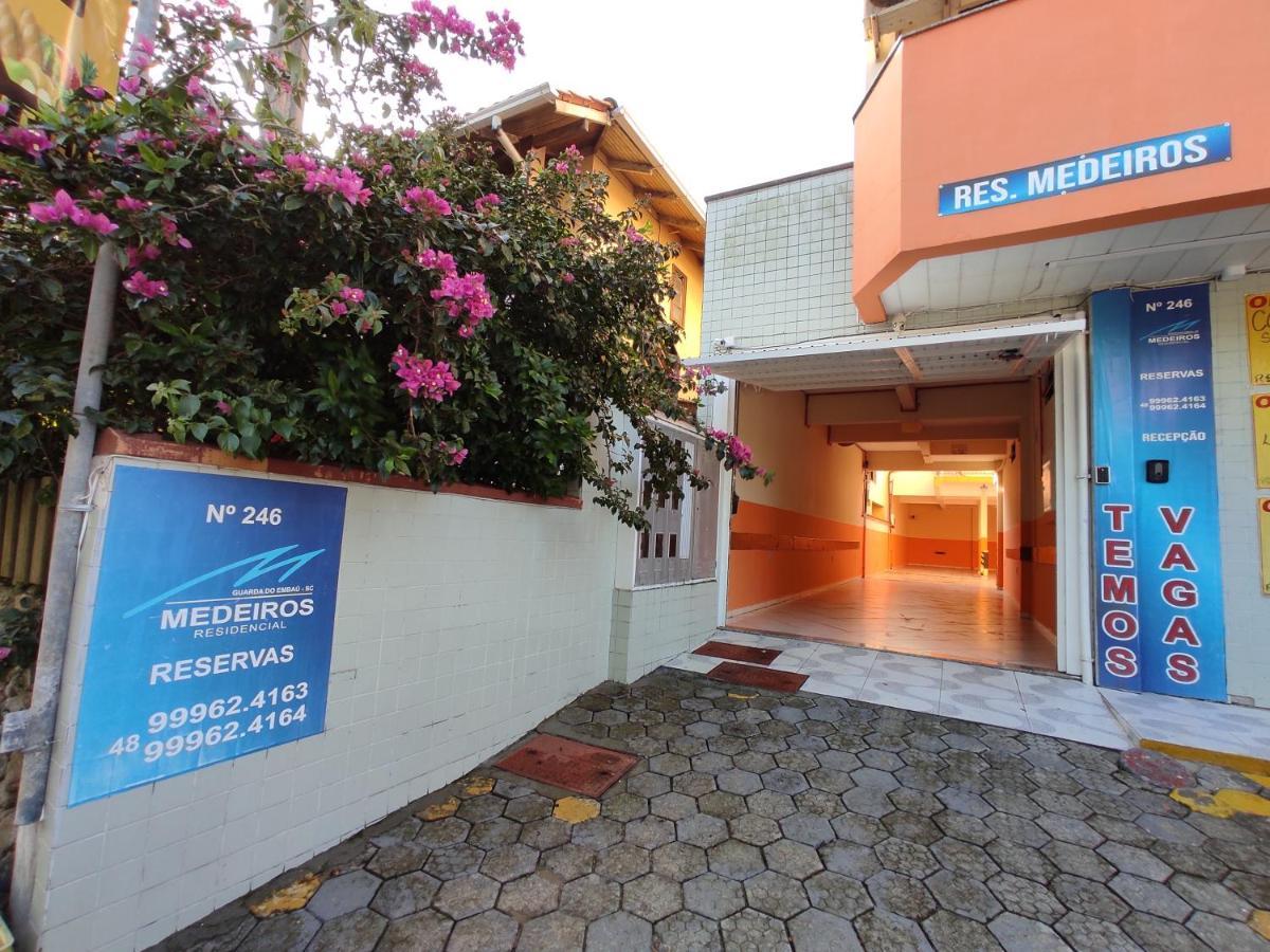 Residencial Medeiros Apartment Guarda do Embau Exterior photo